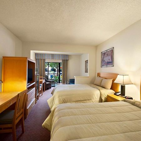 Ramada By Wyndham Kissimmee Downtown Hotel エクステリア 写真