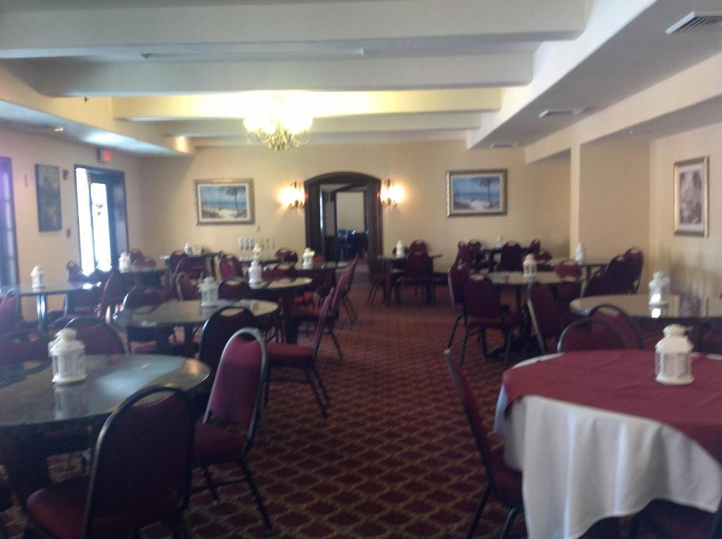 Ramada By Wyndham Kissimmee Downtown Hotel エクステリア 写真